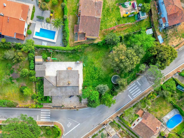 Villa for Sale in Can Carbonell, Gerona 32