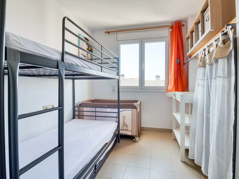 Apartment for Sale in Sant Feliu De Guíxols, Gerona 13