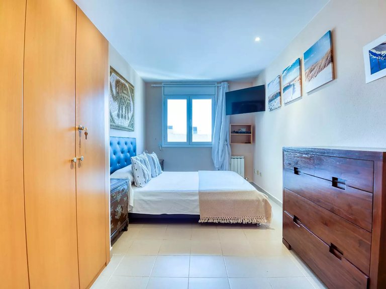 Apartment for Sale in Sant Feliu De Guíxols, Gerona 17