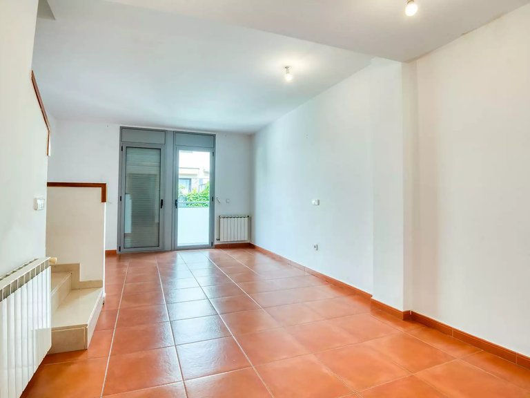 Town House for Sale in Sant Feliu De Guíxols, Gerona 3