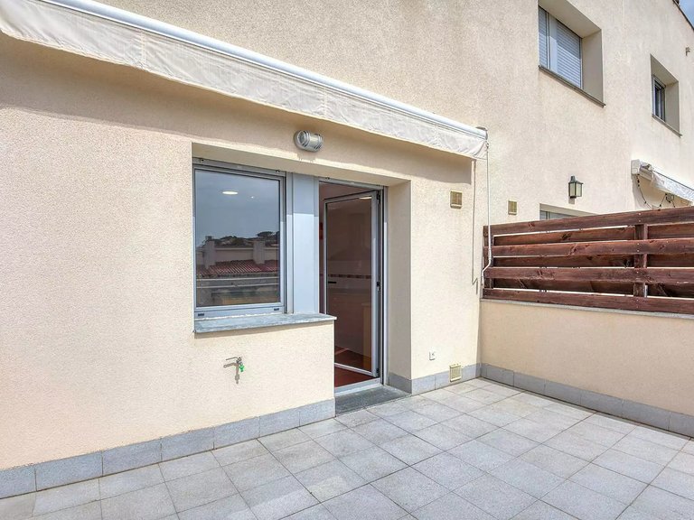 Town House for Sale in Sant Feliu De Guíxols, Gerona 16