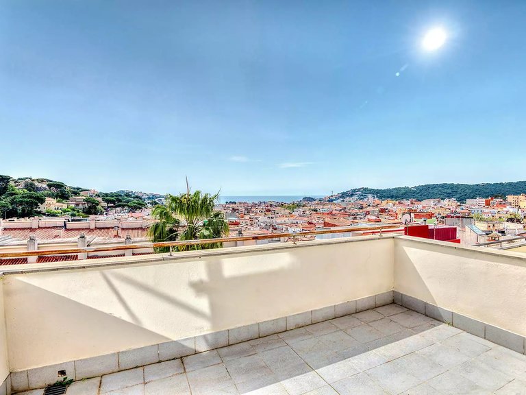 Town House for Sale in Sant Feliu De Guíxols, Gerona 18