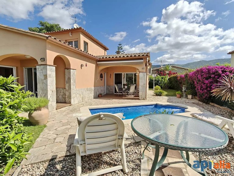 Villa for Sale in Calonge, Gerona 26