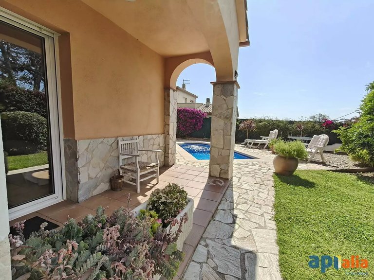 Villa for Sale in Calonge, Gerona 29