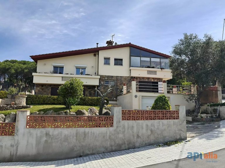 Villa for Sale in Sant Antoni De Calonge, Gerona 31