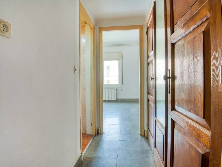 Apartment for Sale in Sant Feliu De Guíxols, Gerona 3