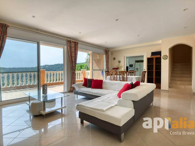 Villa for Sale in Calonge, Gerona 4