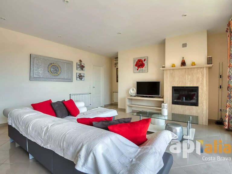 Villa for Sale in Calonge, Gerona 6