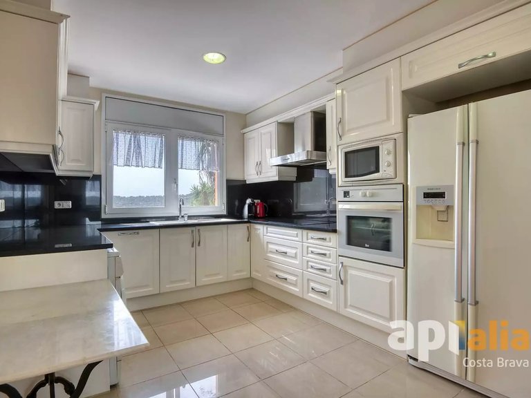 Villa for Sale in Calonge, Gerona 8