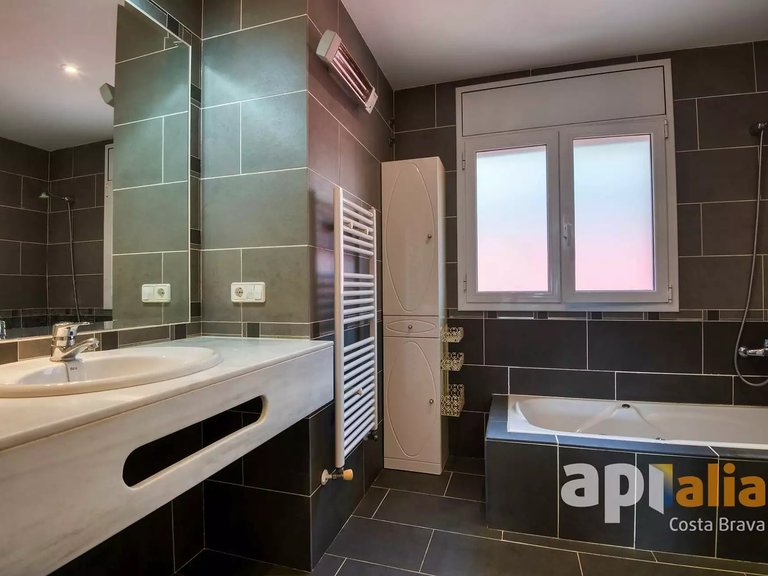 Villa for Sale in Calonge, Gerona 11