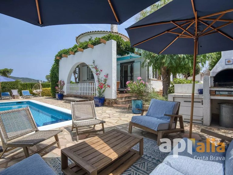 Villa for Sale in Calonge, Gerona 31