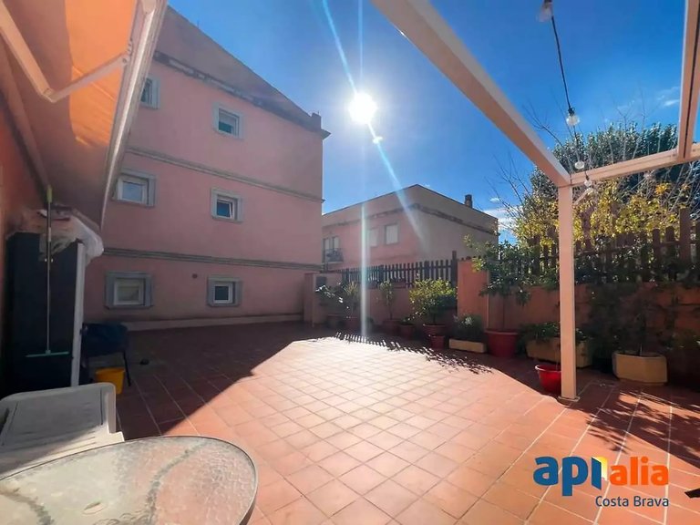 Apartment for Sale in Sant Feliu De Guíxols, Gerona 12