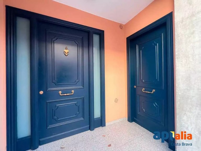 Apartment for Sale in Sant Feliu De Guíxols, Gerona 19