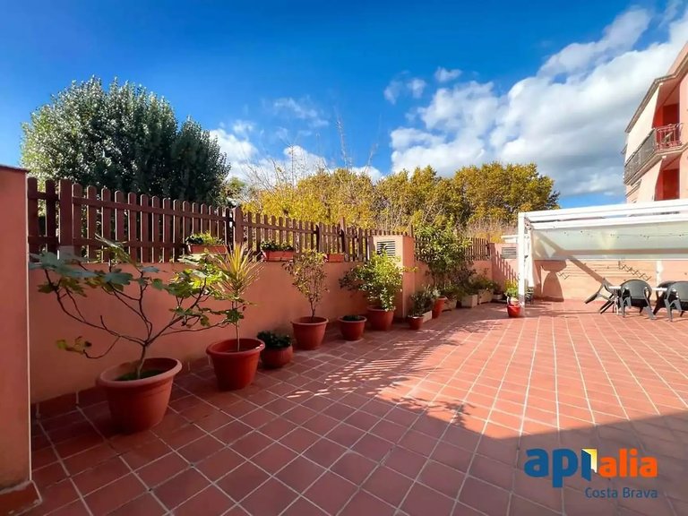 Apartment for Sale in Sant Feliu De Guíxols, Gerona 22