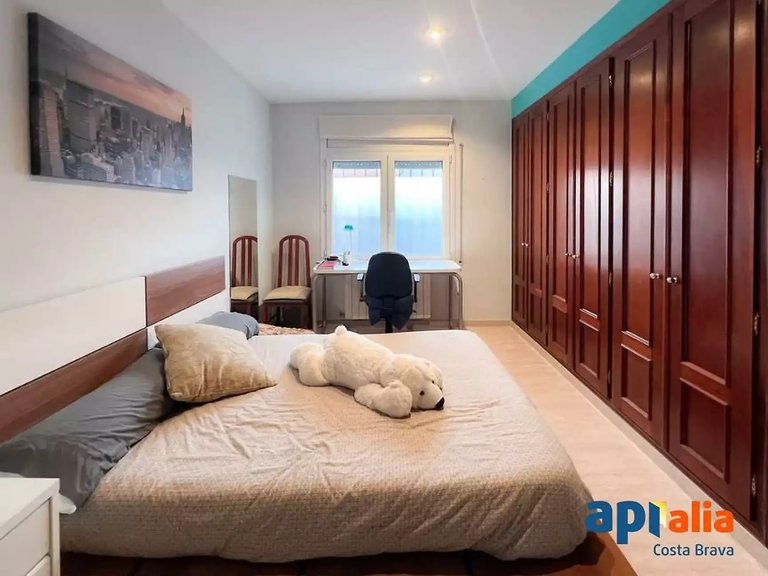 Apartment for Sale in Sant Feliu De Guíxols, Gerona 25
