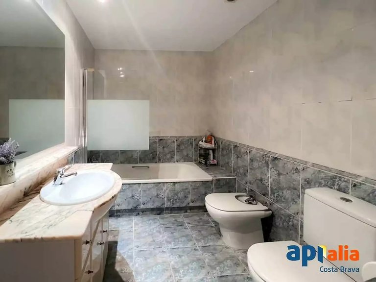 Apartment for Sale in Sant Feliu De Guíxols, Gerona 26