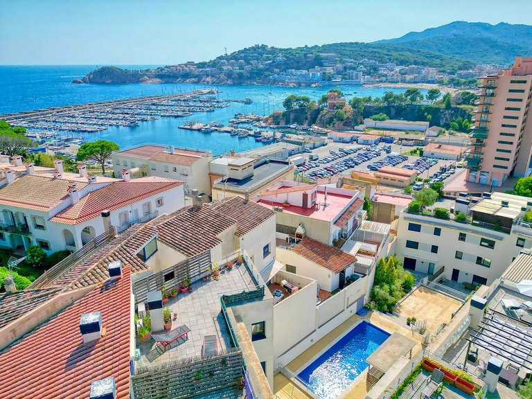 Town House for Sale in Sant Feliu De Guíxols, Gerona 1