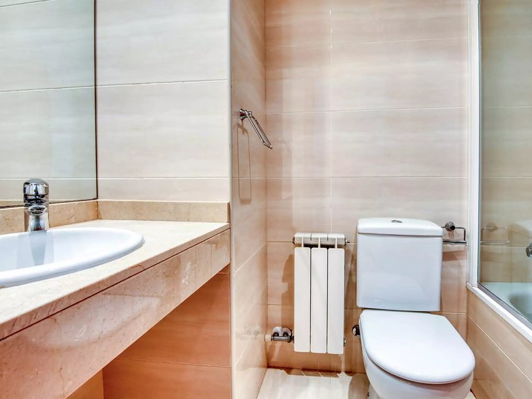 Town House for Sale in Sant Feliu De Guíxols, Gerona 10