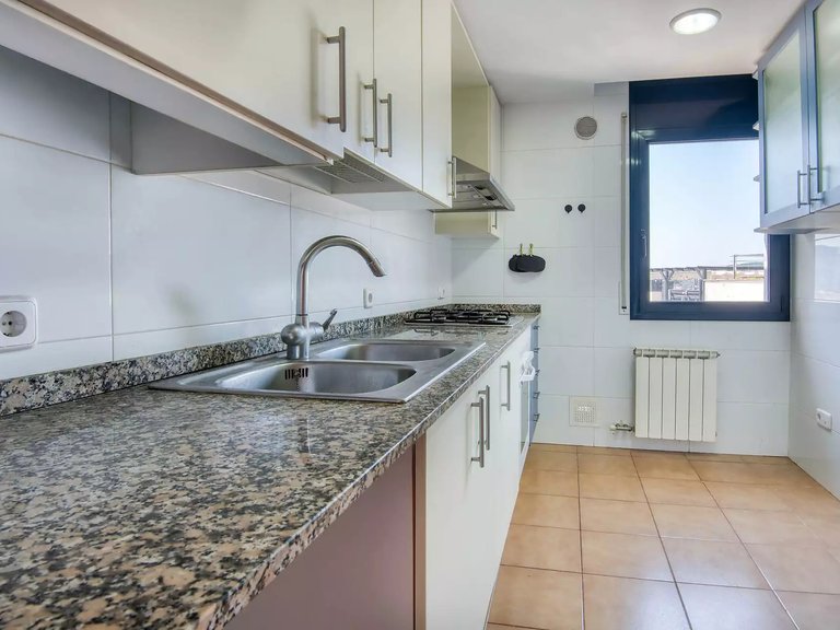 Town House for Sale in Sant Feliu De Guíxols, Gerona 14