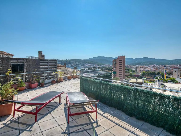 Town House for Sale in Sant Feliu De Guíxols, Gerona 21