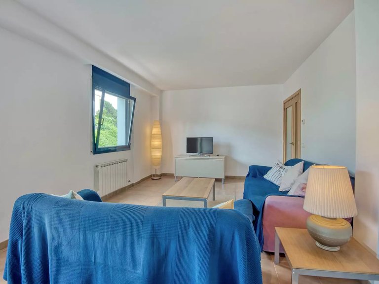 Apartment for Sale in Sant Feliu De Guíxols, Gerona 6
