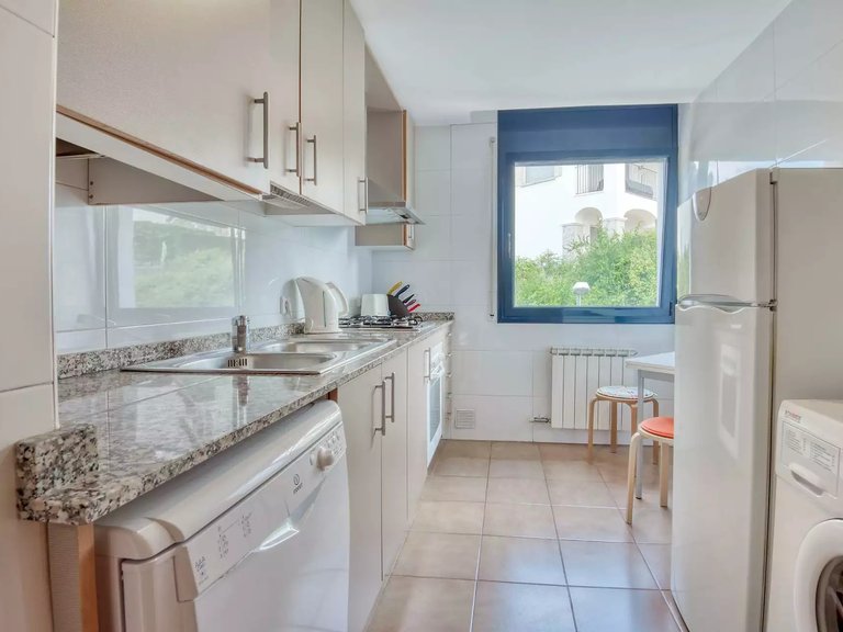 Apartment for Sale in Sant Feliu De Guíxols, Gerona 9