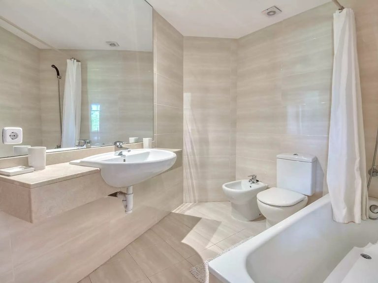 Apartment for Sale in Sant Feliu De Guíxols, Gerona 15