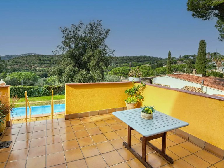 Town House for Sale in Platja D'aro, Gerona 8