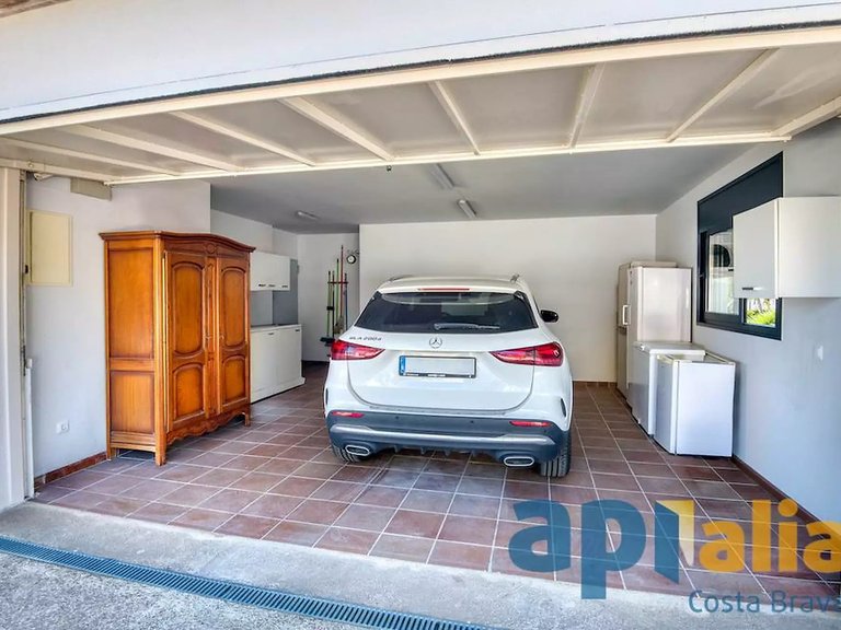 Town House for Sale in Castell D'aro, Gerona 24