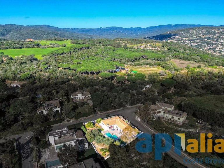 Town House for Sale in Castell D'aro, Gerona 30