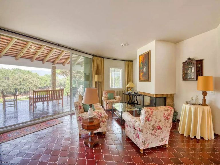 Villa for Sale in Santa Cristina D'aro, Gerona 10