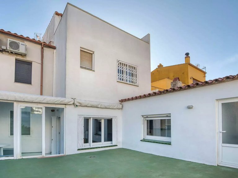 Town House for Sale in Palafrugell, Gerona 2