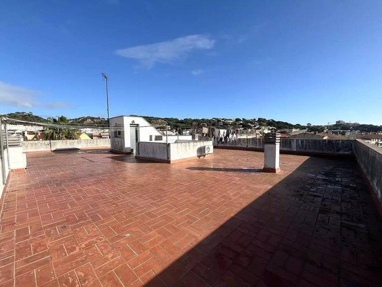 Apartment for Sale in Sant Feliu De Guíxols, Gerona 11