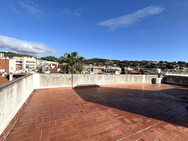 Apartment for Sale in Sant Feliu De Guíxols, Gerona 12