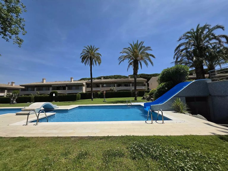 Town House for Sale in Platja D'aro, Gerona 3