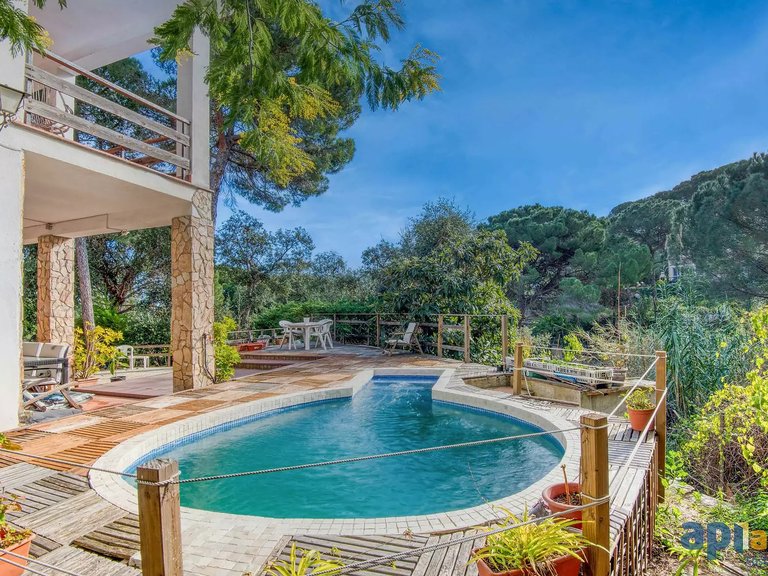 Town House for Sale in Sant Feliu De Guíxols, Gerona 30