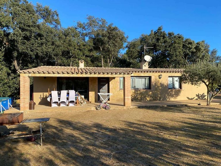 Town House for Sale in Mont-ras, Gerona 3