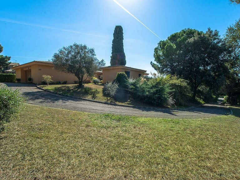 Town House for Sale in Santa Cristina D'aro, Gerona 17