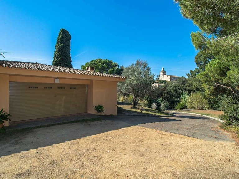 Town House for Sale in Santa Cristina D'aro, Gerona 42