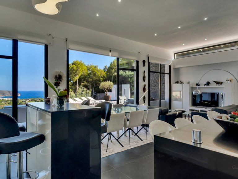 Villa for Sale in Moraira, Alicante 19