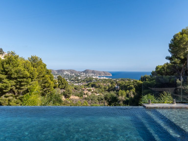 Villa for Sale in Moraira, Alicante 41