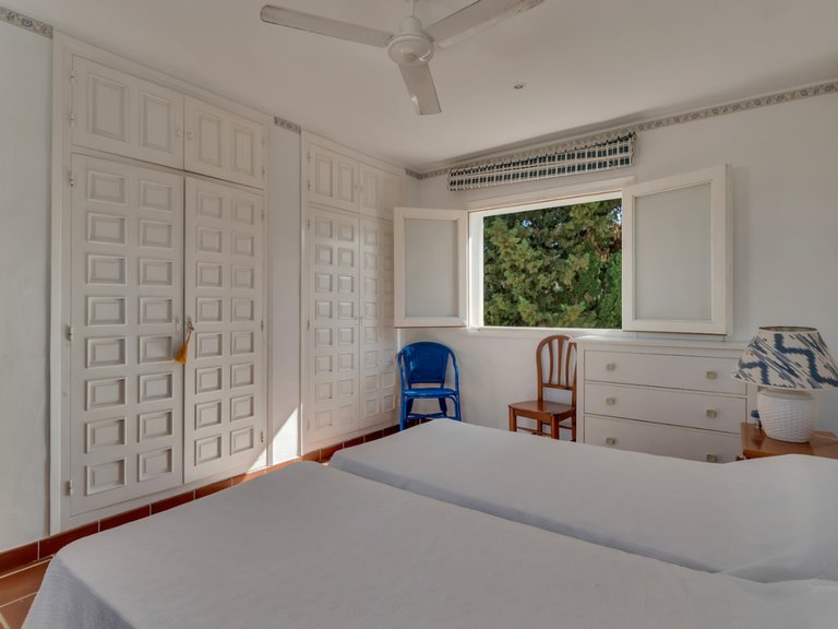 Villa for Sale in Javea/xabia, Alicante 28