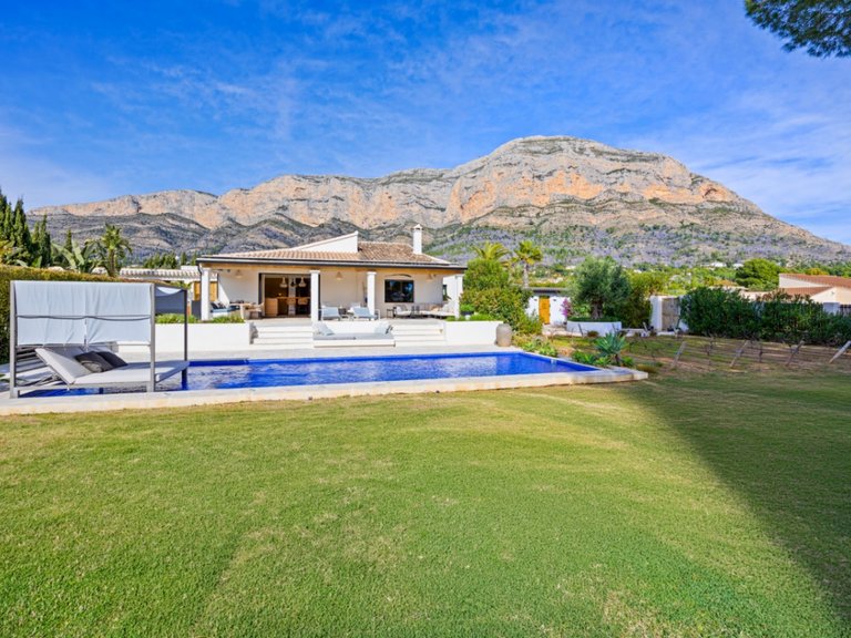 Villa for Sale in Javea/xabia, Alicante 36