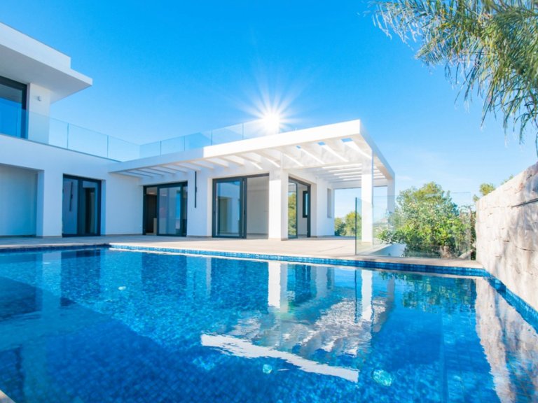Villa for Sale in Costa Blanca Moraira, Alicante 1