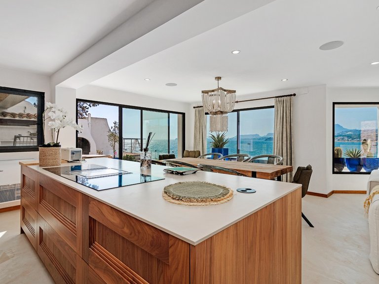 Villa for Sale in Costa Blanca Moraira, Alicante 16