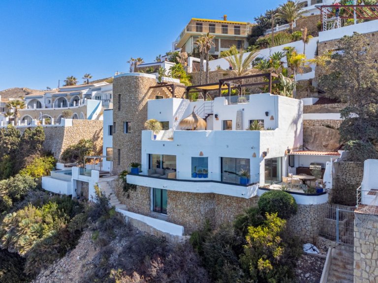 Villa for Sale in Costa Blanca Moraira, Alicante 27