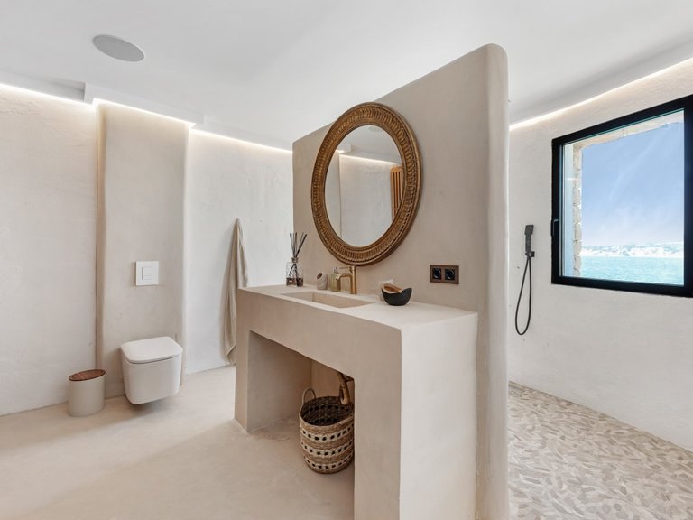 Villa for Sale in Costa Blanca Moraira, Alicante 21