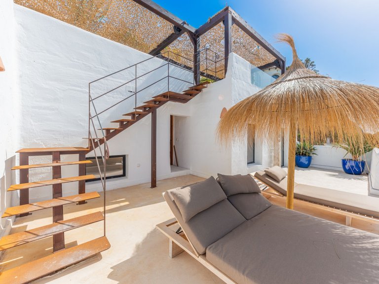 Villa for Sale in Costa Blanca Moraira, Alicante 50