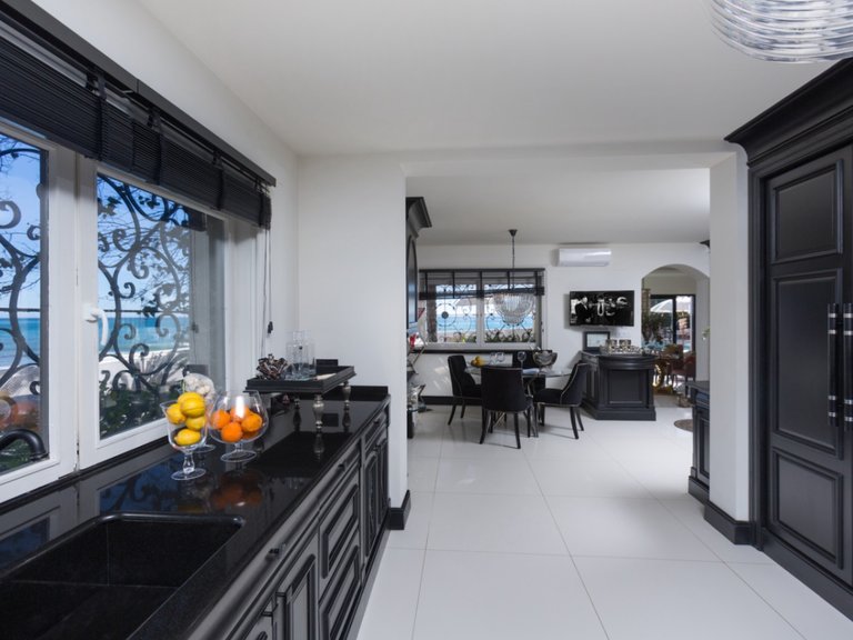 Villa for Sale in Costa Blanca Moraira, Alicante 9