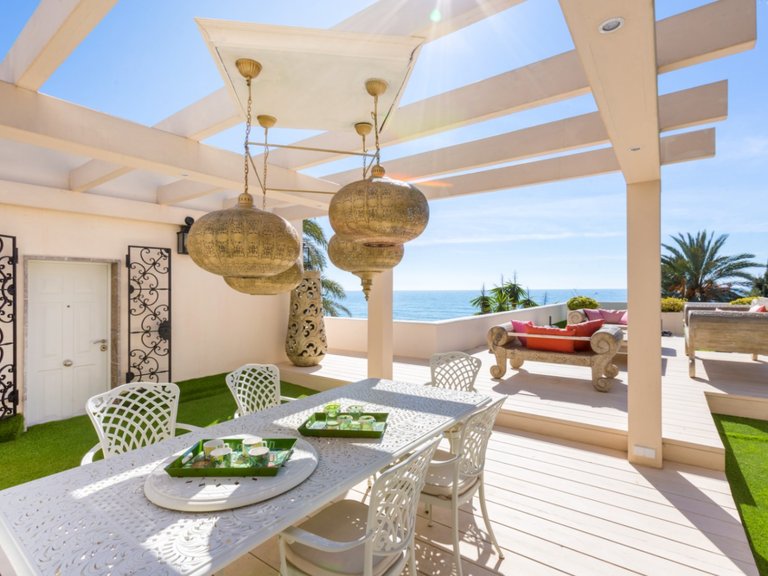 Villa for Sale in Costa Blanca Moraira, Alicante 2